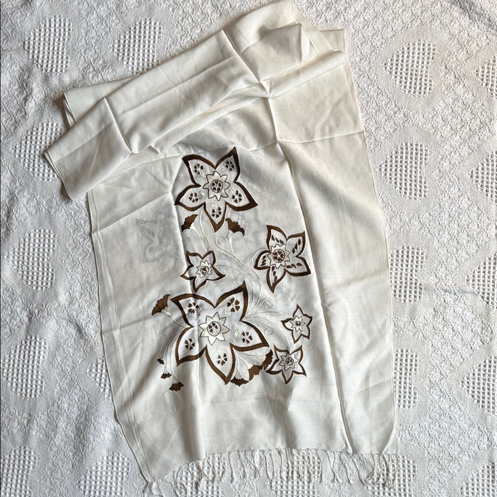 Floral Embroidered White Scarf